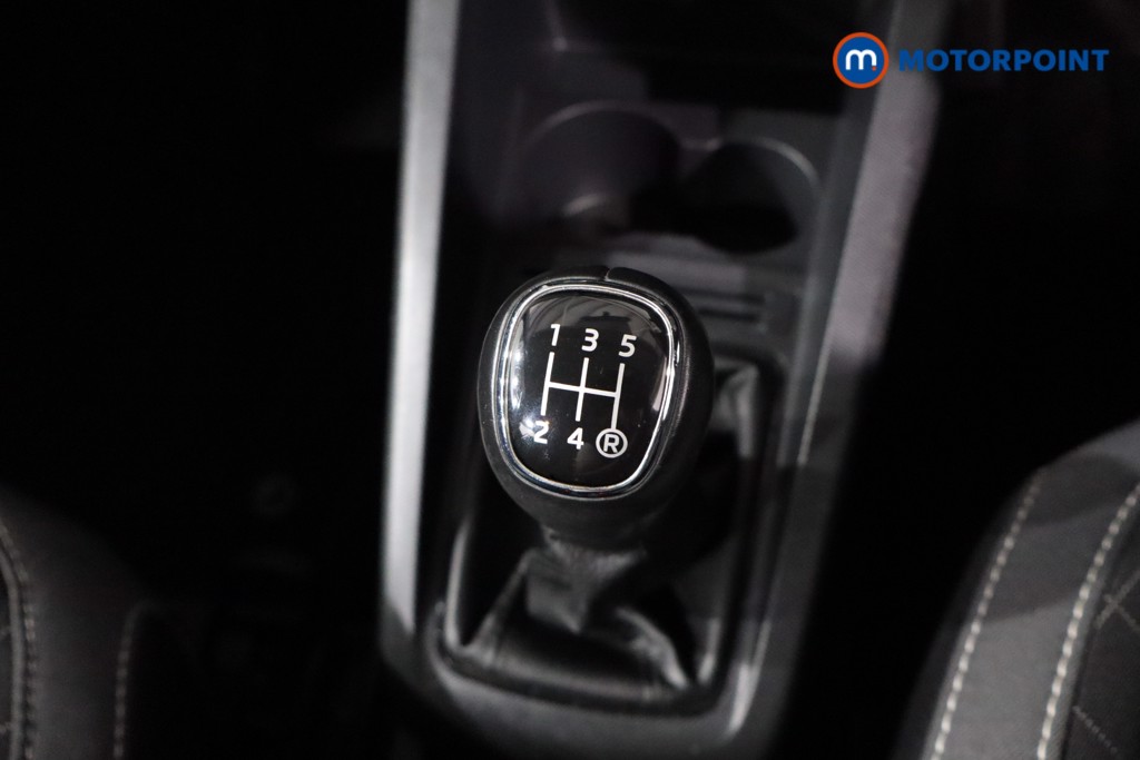 Skoda Fabia Colour Edition Manual Petrol Hatchback - Stock Number (1574949) - 17th supplementary image