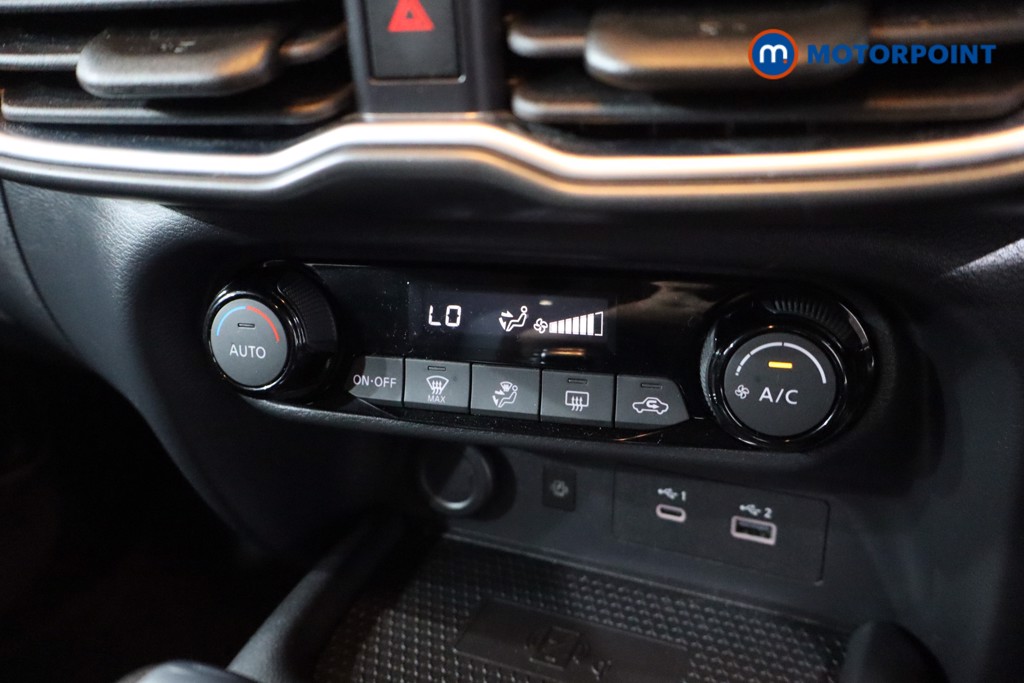 Nissan Juke N-Connecta Automatic Petrol-Electric Hybrid SUV - Stock Number (1575254) - 14th supplementary image