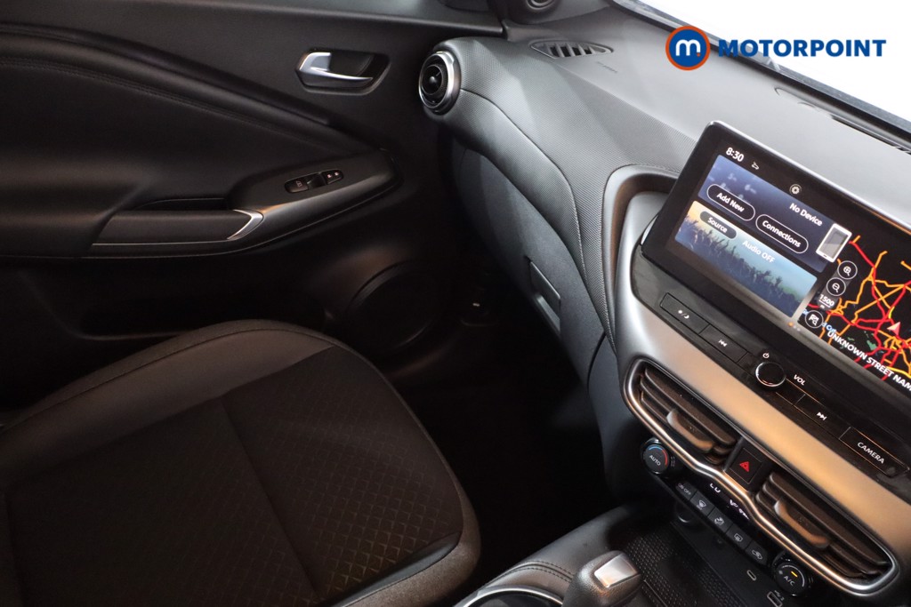 Nissan Juke N-Connecta Automatic Petrol-Electric Hybrid SUV - Stock Number (1575254) - 16th supplementary image