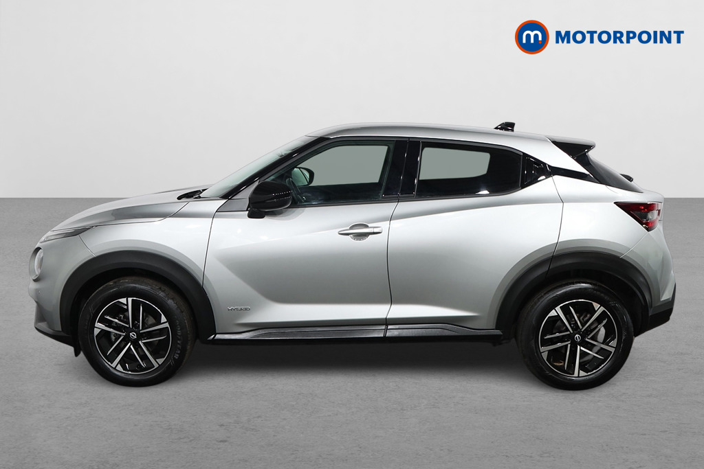 Nissan Juke N-Connecta Automatic Petrol-Electric Hybrid SUV - Stock Number (1575254) - Passenger side