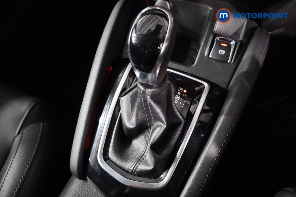 Nissan Qashqai N-Connecta Automatic Petrol SUV - Stock Number (1575914) - 18th supplementary image