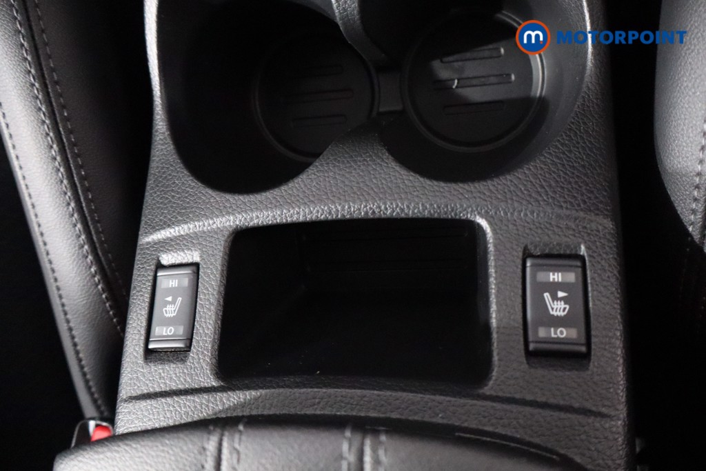 Nissan Qashqai N-Connecta Automatic Petrol SUV - Stock Number (1575914) - 19th supplementary image