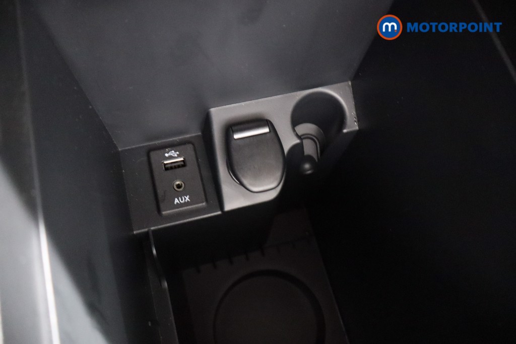 Nissan Qashqai N-Connecta Automatic Petrol SUV - Stock Number (1575914) - 20th supplementary image
