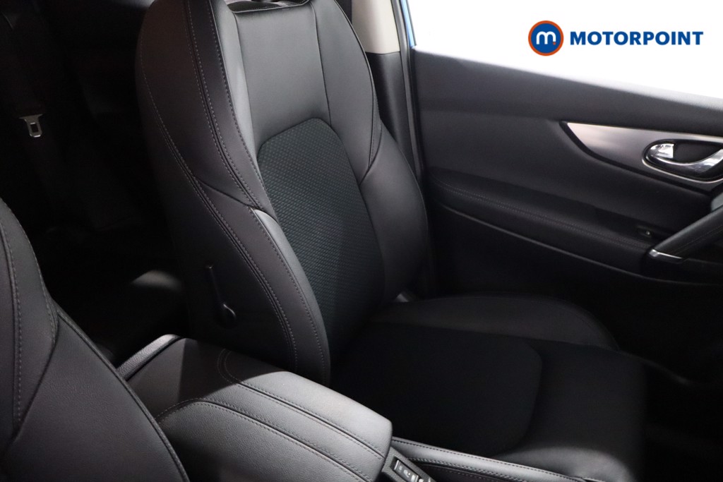 Nissan Qashqai N-Connecta Automatic Petrol SUV - Stock Number (1575914) - 25th supplementary image