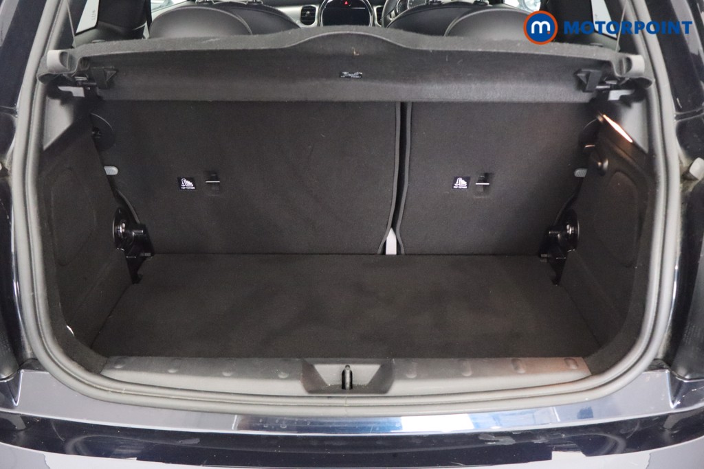 Mini Hatchback Cooper S Exclusive Manual Petrol Hatchback - Stock Number (1576154) - 35th supplementary image