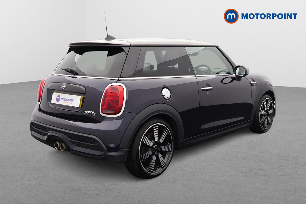 Mini Hatchback Cooper S Exclusive Manual Petrol Hatchback - Stock Number (1576154) - Drivers side rear corner