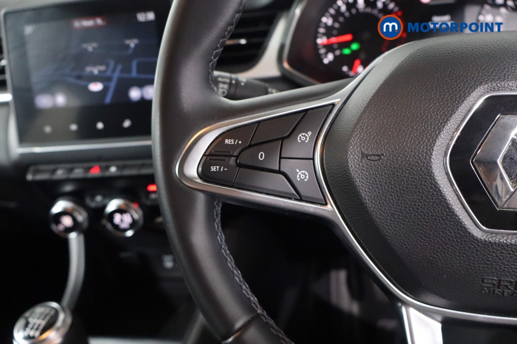Renault Captur Iconic Manual Petrol SUV - Stock Number (1576264) - 7th supplementary image