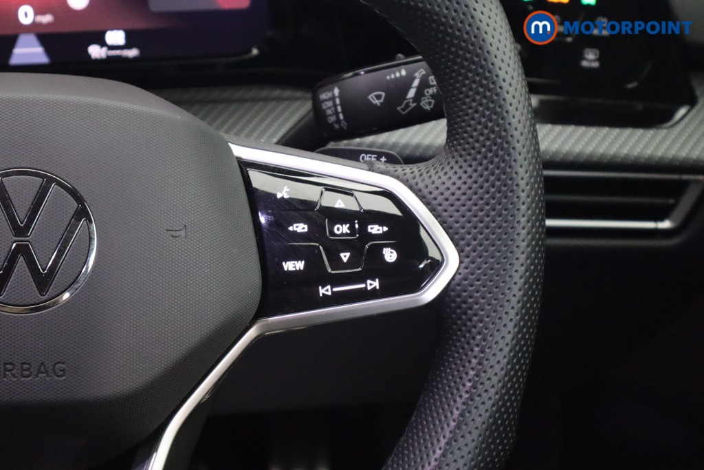 Volkswagen Golf R-Line Automatic Petrol Hatchback - Stock Number (1576270) - 5th supplementary image