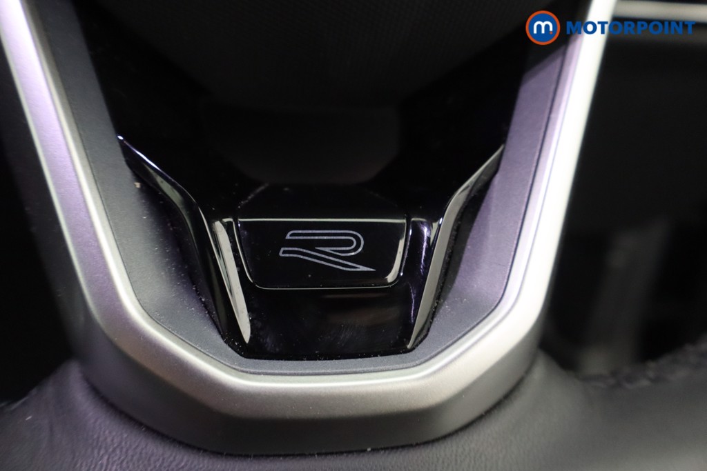 Volkswagen Golf R-Line Automatic Petrol Hatchback - Stock Number (1576270) - 15th supplementary image