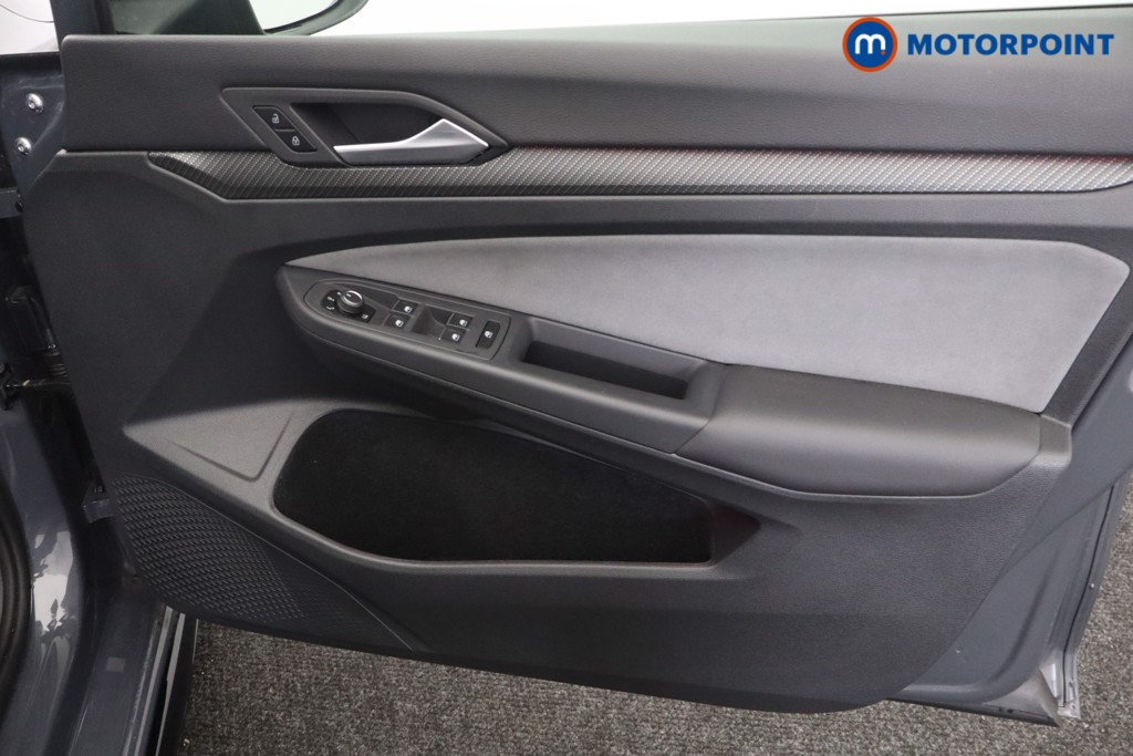 Volkswagen Golf R-Line Automatic Petrol Hatchback - Stock Number (1576270) - 20th supplementary image