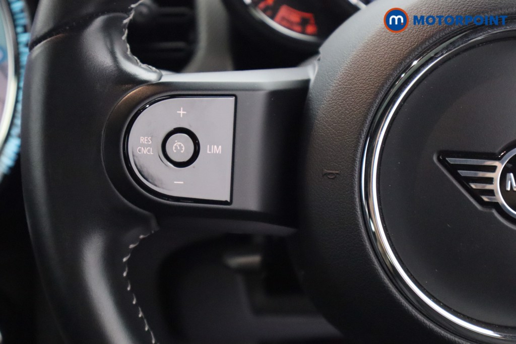 Mini Hatchback Cooper Exclusive Automatic Petrol Hatchback - Stock Number (1576704) - 4th supplementary image