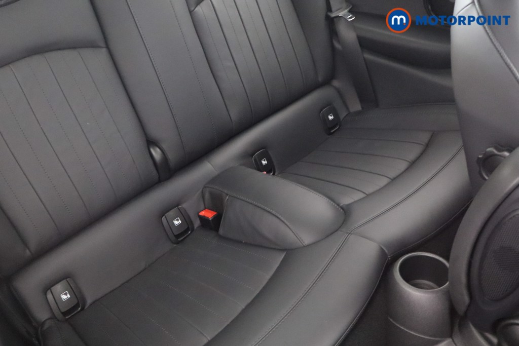 Mini Hatchback Cooper Exclusive Automatic Petrol Hatchback - Stock Number (1576704) - 23rd supplementary image