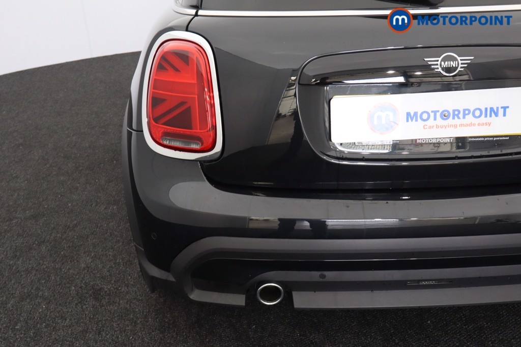 Mini Hatchback Cooper Exclusive Automatic Petrol Hatchback - Stock Number (1576704) - 32nd supplementary image