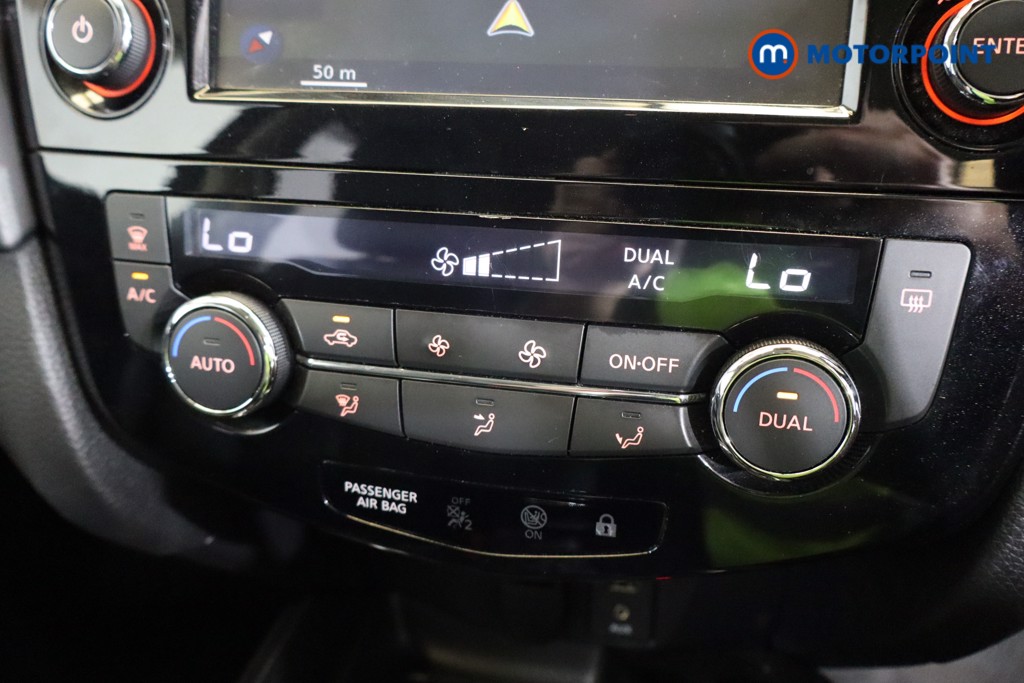 Nissan X-Trail Tekna Manual Diesel SUV - Stock Number (1548226) - 11th supplementary image