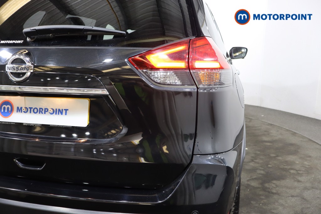 Nissan X-Trail Tekna Manual Diesel SUV - Stock Number (1548226) - 34th supplementary image