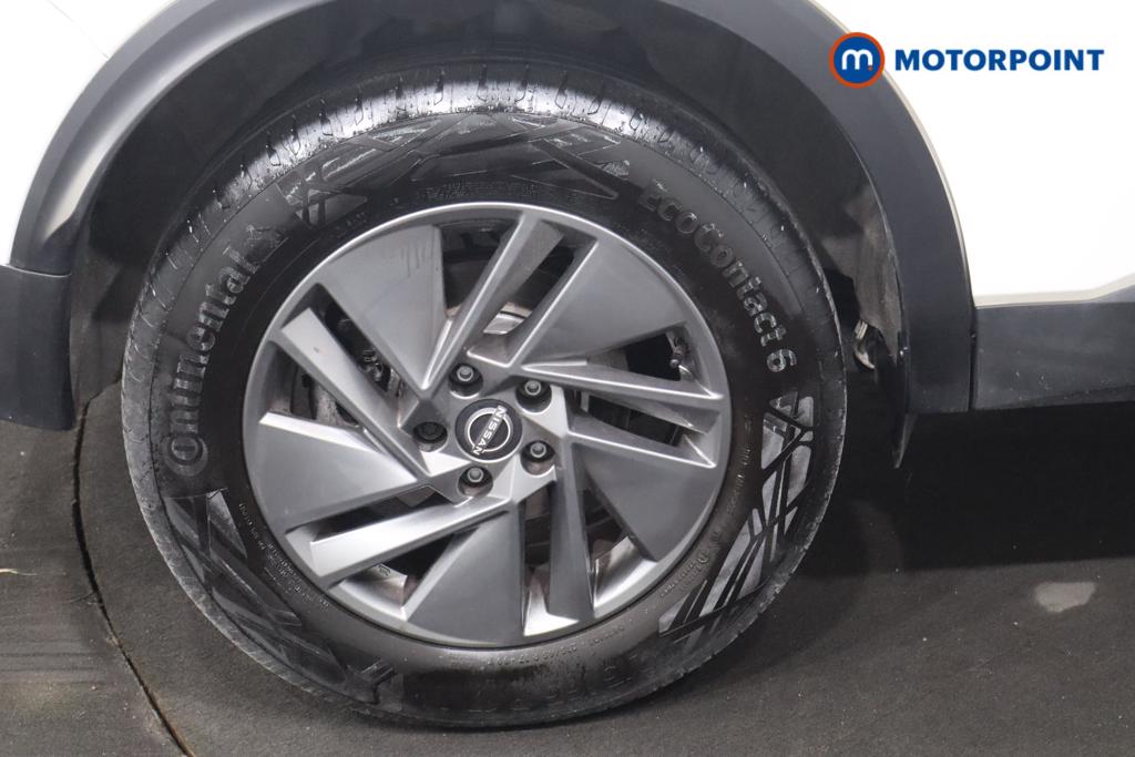 Nissan Qashqai Acenta Premium Automatic Petrol SUV - Stock Number (1558843) - 20th supplementary image