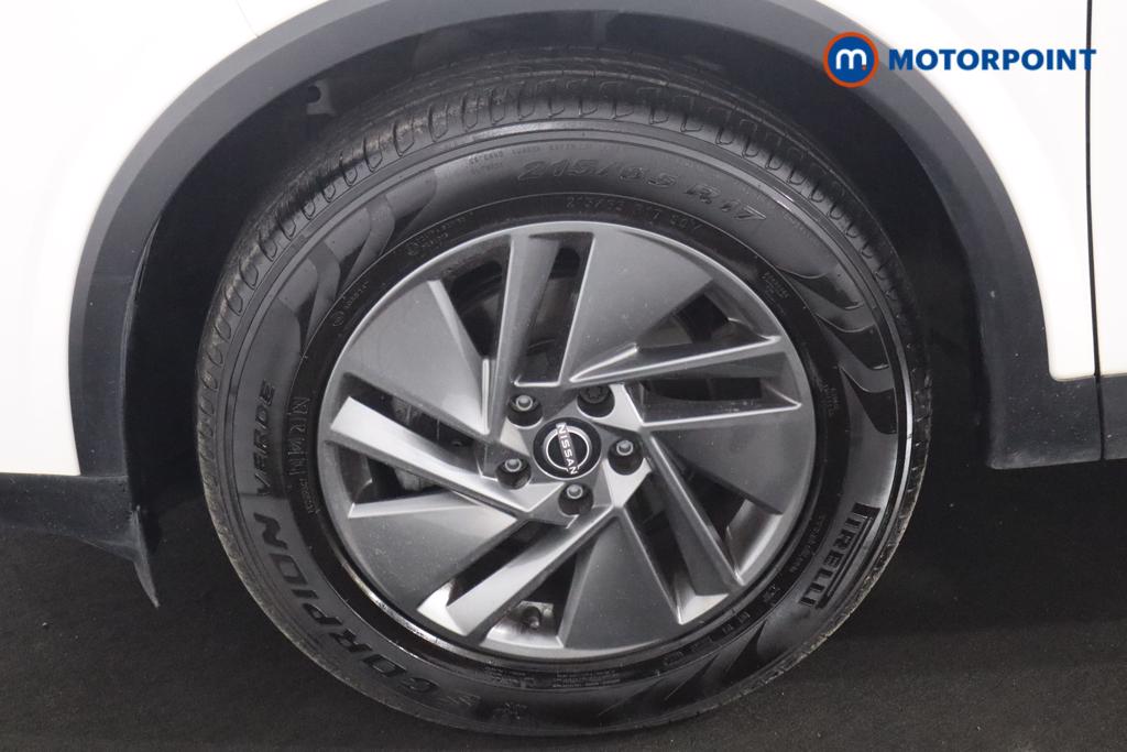 Nissan Qashqai Acenta Premium Automatic Petrol SUV - Stock Number (1558843) - 22nd supplementary image