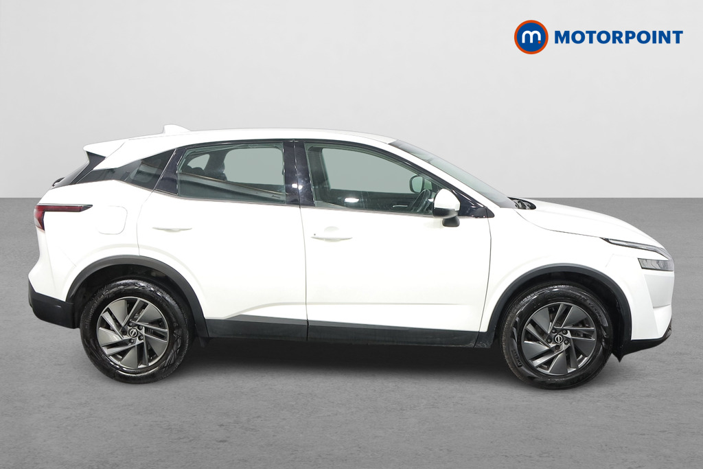 Nissan Qashqai Acenta Premium Automatic Petrol SUV - Stock Number (1558843) - Drivers side