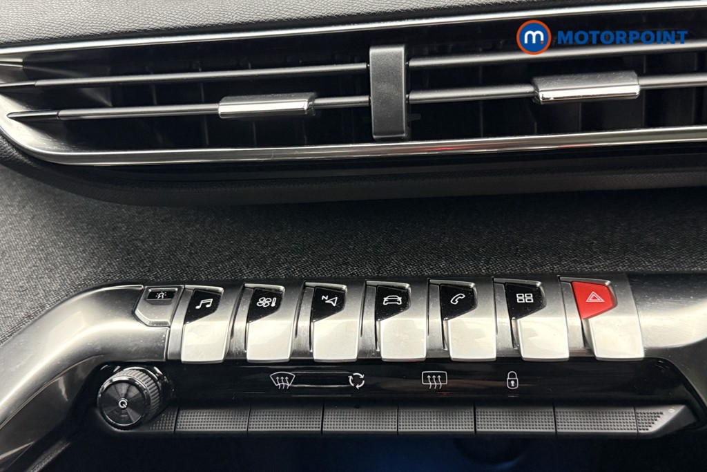 Peugeot 3008 Gt Line Manual Petrol SUV - Stock Number (1560257) - 9th supplementary image