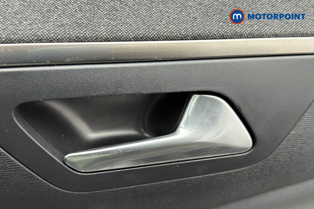 Peugeot 3008 Gt Line Manual Petrol SUV - Stock Number (1560257) - 13th supplementary image