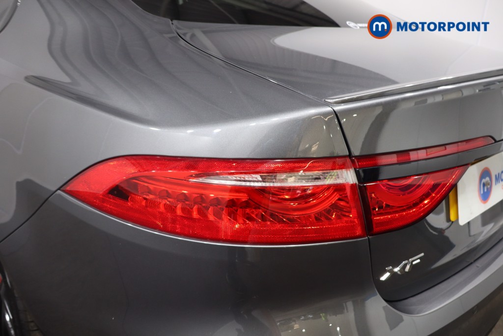 Jaguar XF R-Sport Automatic Petrol Saloon - Stock Number (1561380) - 40th supplementary image