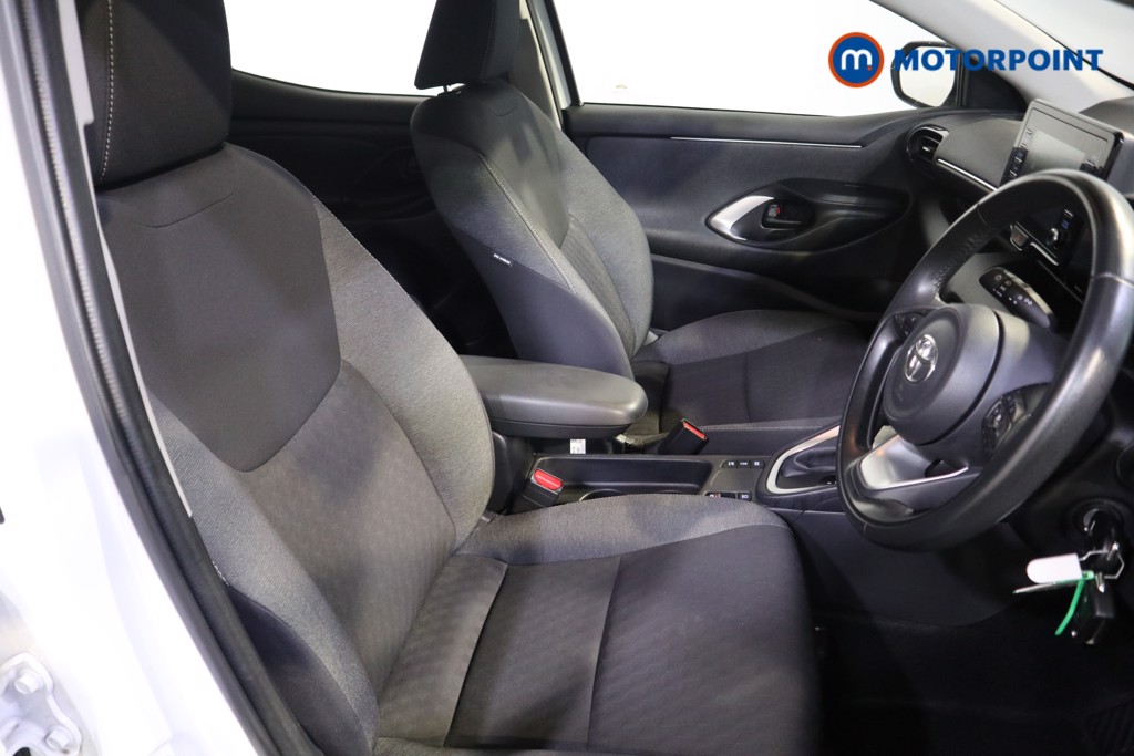 Toyota Yaris Icon Automatic Petrol-Electric Hybrid Hatchback - Stock Number (1561905) - 10th supplementary image