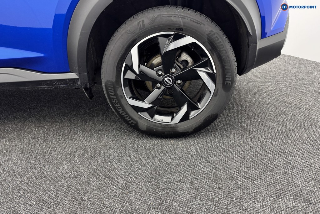 Nissan Juke N-Connecta Automatic Petrol SUV - Stock Number (1565001) - 26th supplementary image