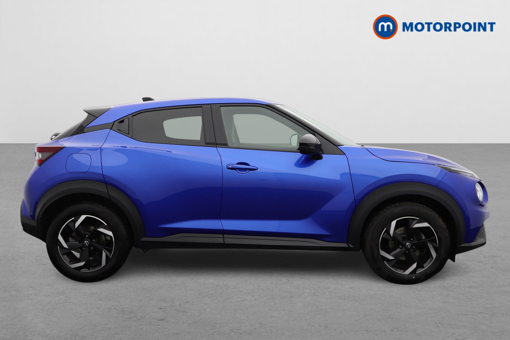 Nissan Juke N-Connecta Automatic Petrol SUV - Stock Number (1565001) - Drivers side