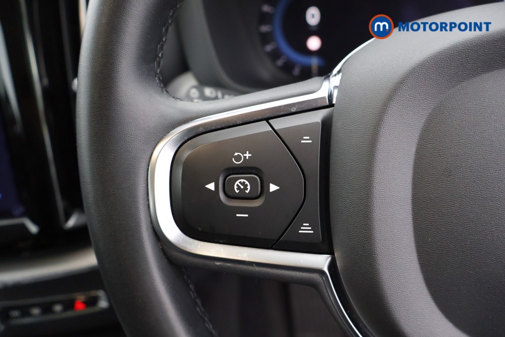 Volvo Xc60 Core Automatic Petrol Plug-In Hybrid SUV - Stock Number (1565401) - 2nd supplementary image