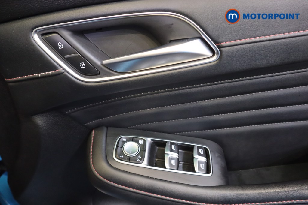 Mg Motor Uk HS Exclusive Manual Petrol SUV - Stock Number (1565427) - 8th supplementary image