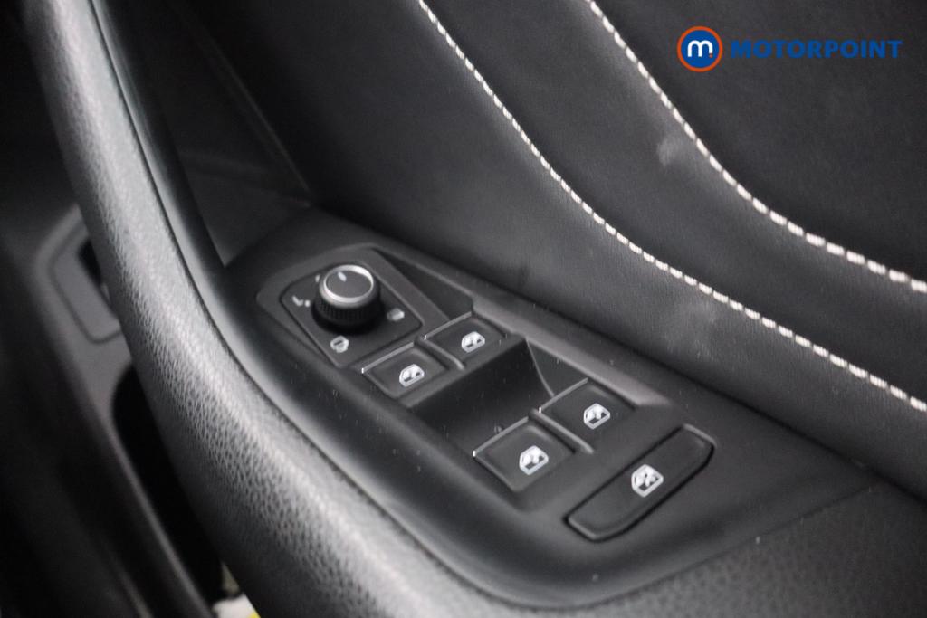 Volkswagen Arteon R-Line Automatic Petrol Hatchback - Stock Number (1565850) - 13th supplementary image