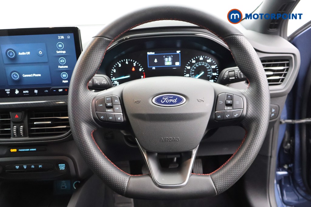 Ford Focus St-Line Manual Petrol-Electric Hybrid Hatchback - Stock Number (1566242) - 1st supplementary image