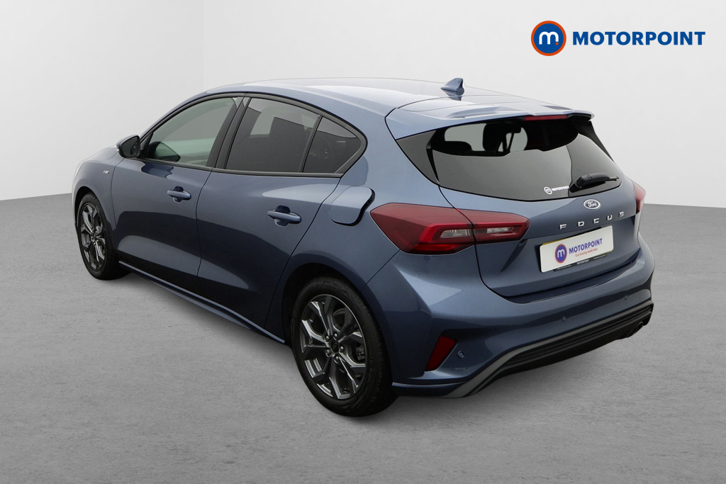 Ford Focus St-Line Manual Petrol-Electric Hybrid Hatchback - Stock Number (1566242) - Passenger side rear corner