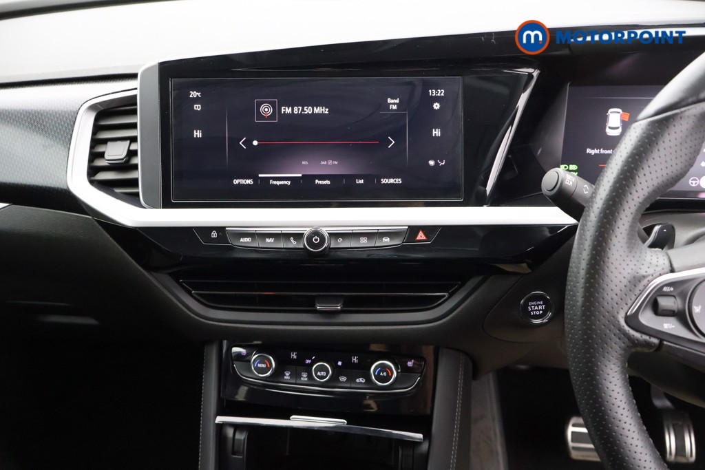 Vauxhall Grandland GSE Automatic Petrol Plug-In Hybrid SUV - Stock Number (1566243) - 5th supplementary image