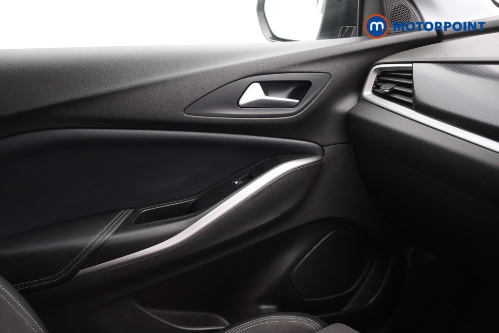 Vauxhall Grandland GSE Automatic Petrol Plug-In Hybrid SUV - Stock Number (1566243) - 8th supplementary image