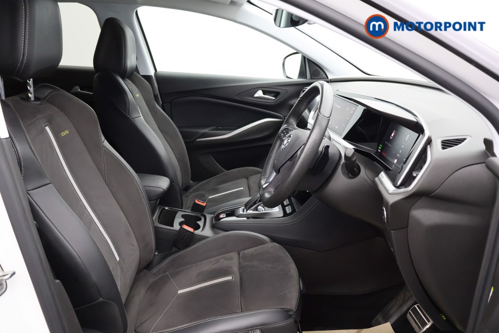 Vauxhall Grandland GSE Automatic Petrol Plug-In Hybrid SUV - Stock Number (1566243) - 11th supplementary image