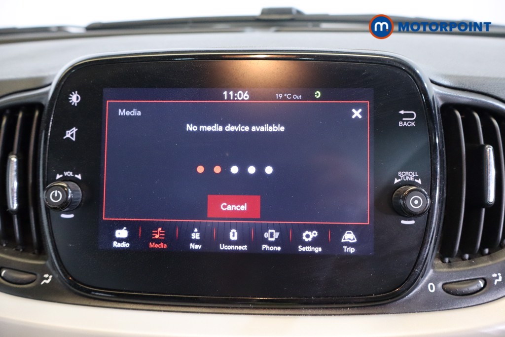 Fiat 500 Star Manual Petrol-Electric Hybrid Hatchback - Stock Number (1566765) - 5th supplementary image