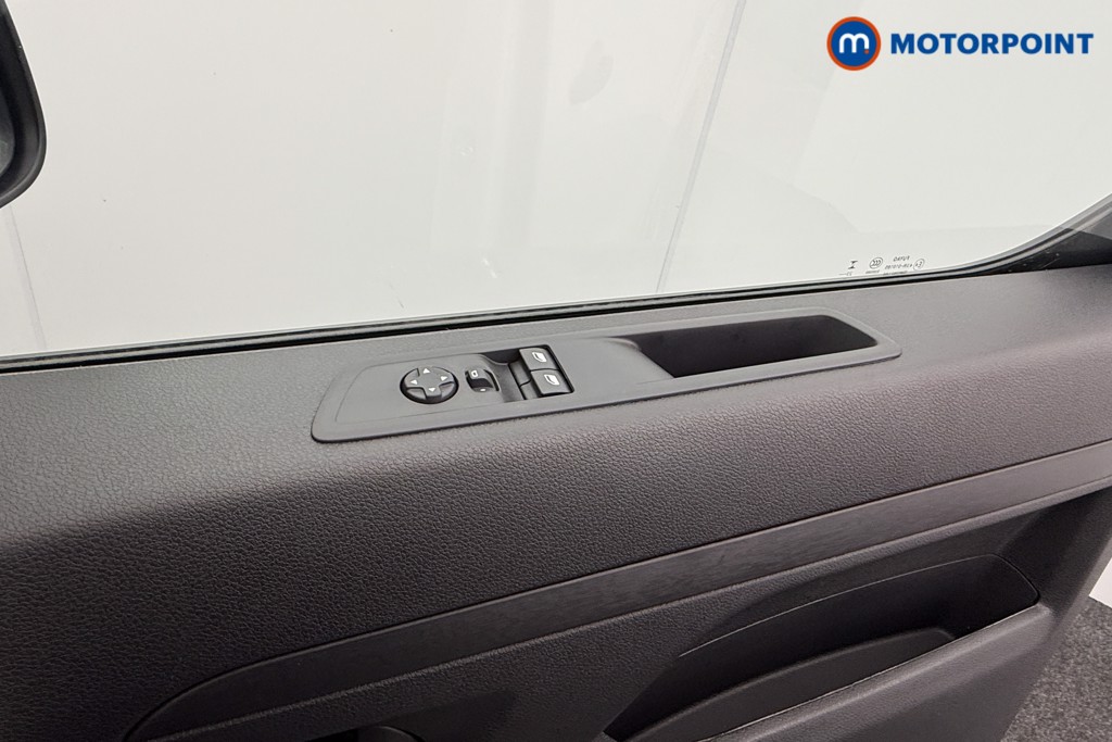 Vauxhall Vivaro Prime Manual Diesel Panel Van - Stock Number (1567031) - 8th supplementary image