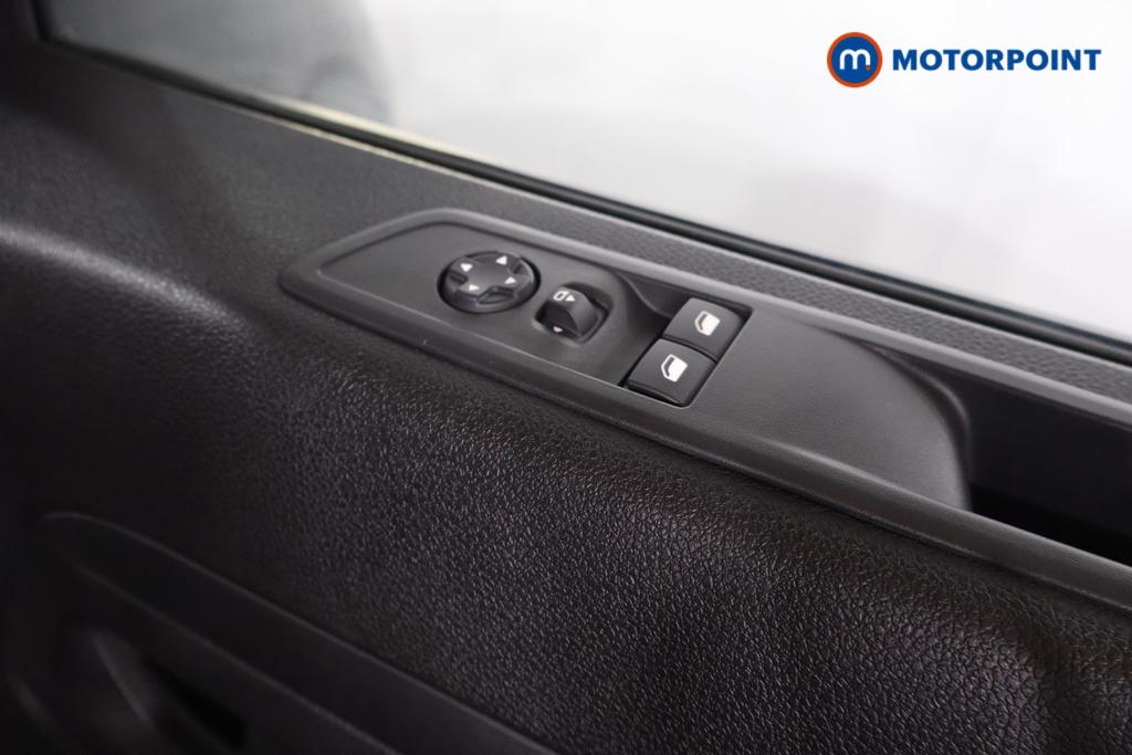 Vauxhall Vivaro PRO Manual Diesel Panel Van - Stock Number (1567167) - 13th supplementary image