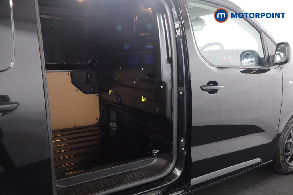 Vauxhall Vivaro PRO Manual Diesel Panel Van - Stock Number (1567167) - 17th supplementary image