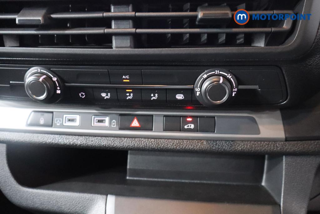 Vauxhall Vivaro PRO Manual Diesel Panel Van - Stock Number (1567177) - 6th supplementary image