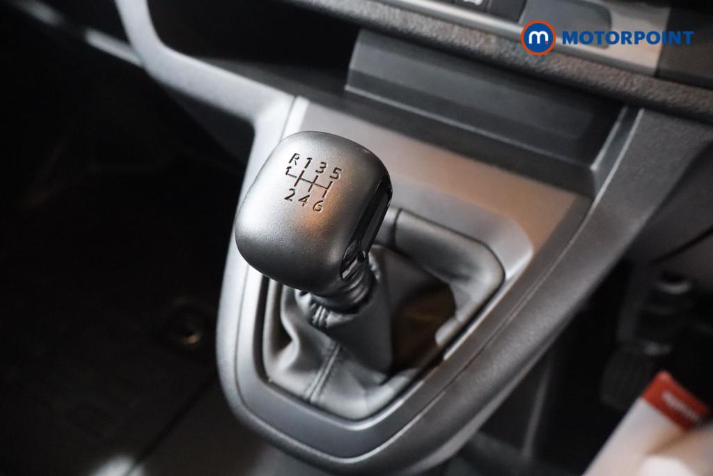 Vauxhall Vivaro PRO Manual Diesel Panel Van - Stock Number (1567177) - 7th supplementary image