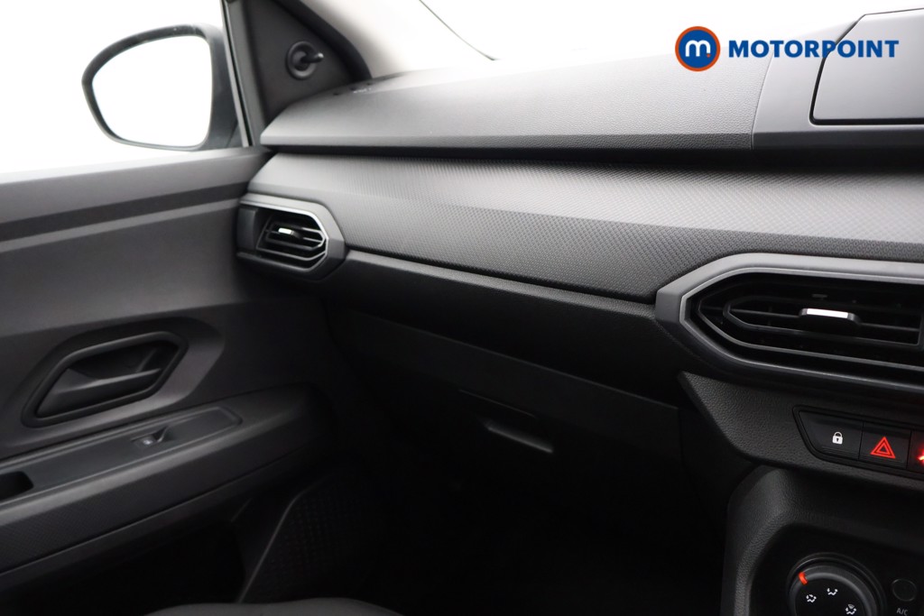 Dacia Jogger Essential Manual Petrol People Carrier - Stock Number (1567478) - 6th supplementary image