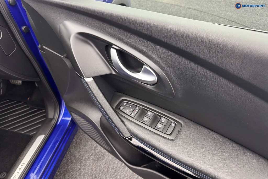 Renault Kadjar S Edition Automatic Petrol SUV - Stock Number (1567966) - 17th supplementary image
