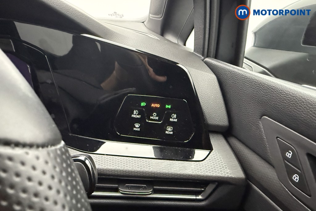 Volkswagen Golf GTE Automatic Petrol Plug-In Hybrid Hatchback - Stock Number (1568698) - 8th supplementary image