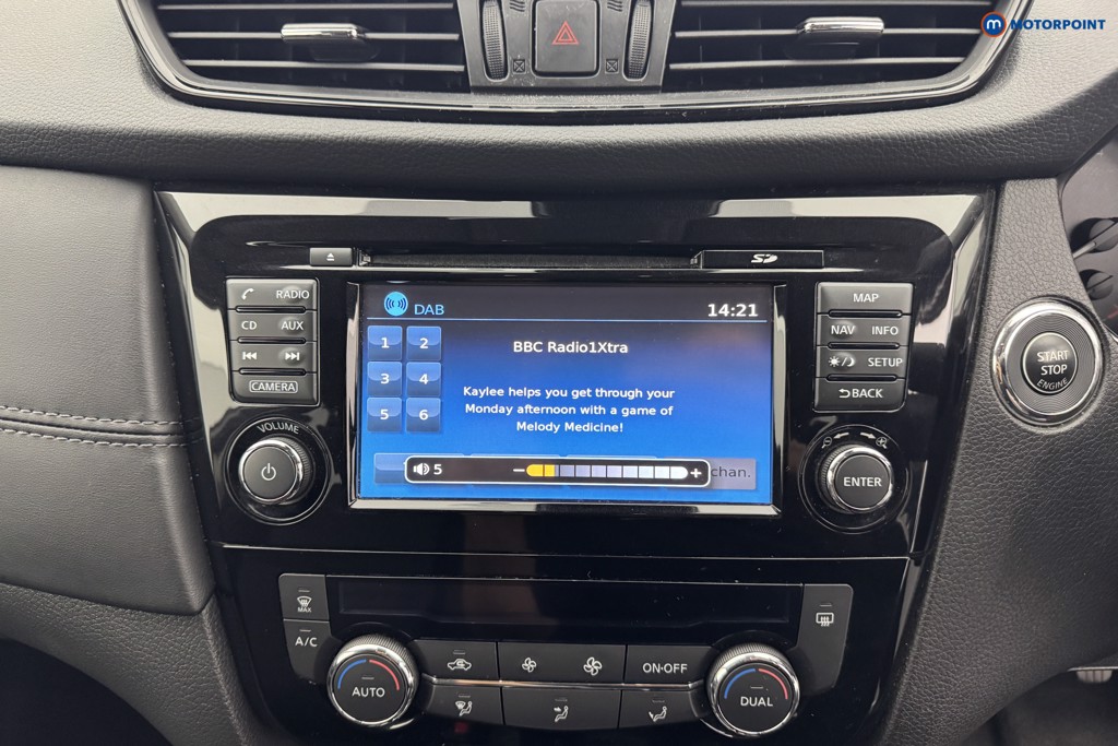Nissan X-Trail N-Connecta Automatic Petrol SUV - Stock Number (1568774) - 2nd supplementary image