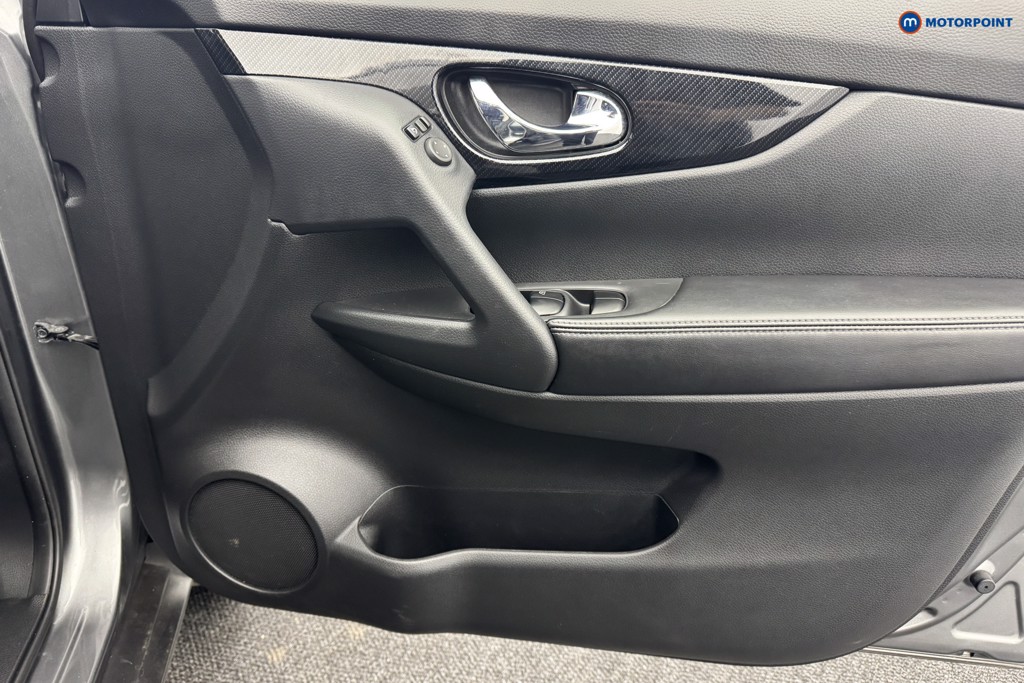 Nissan X-Trail N-Connecta Automatic Petrol SUV - Stock Number (1568774) - 16th supplementary image