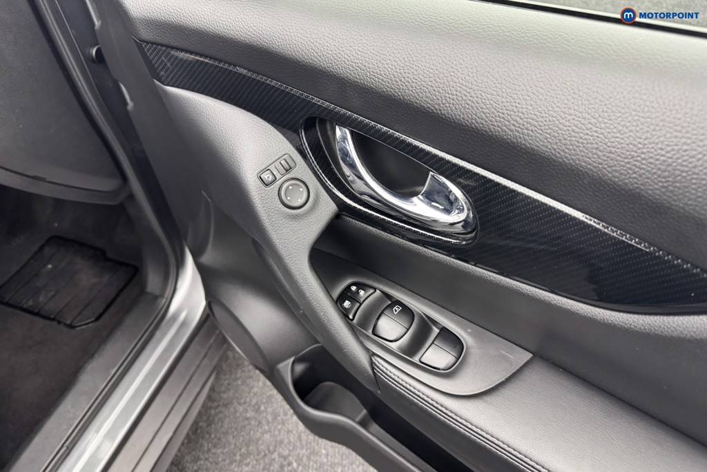 Nissan X-Trail N-Connecta Automatic Petrol SUV - Stock Number (1568774) - 17th supplementary image