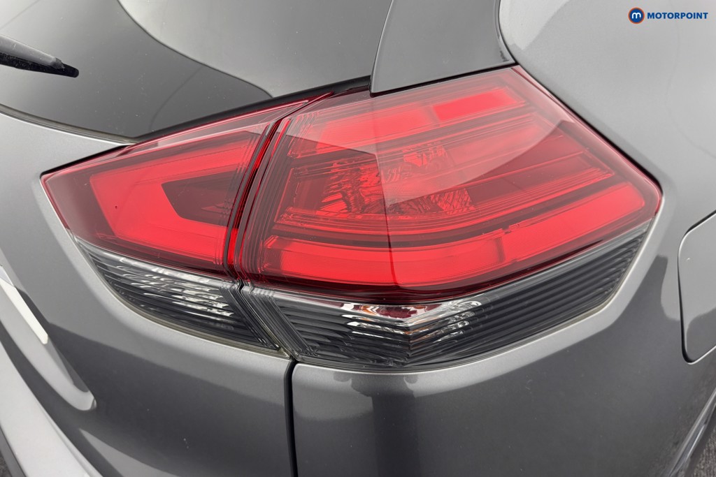 Nissan X-Trail N-Connecta Automatic Petrol SUV - Stock Number (1568774) - 22nd supplementary image