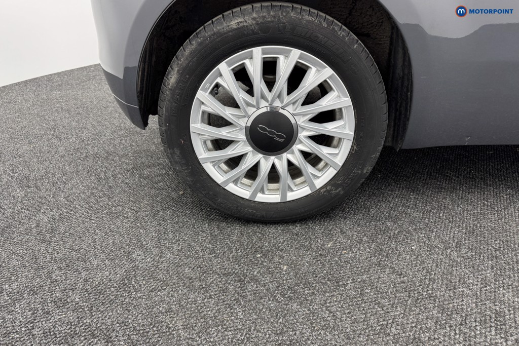Fiat 500 Lounge Automatic Petrol Hatchback - Stock Number (1568874) - 22nd supplementary image
